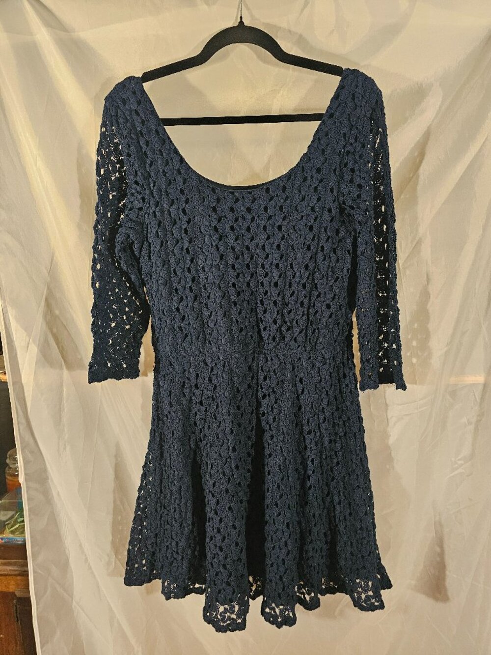 Love Reign pretty dark navy crochet dress. Size XL. Excellent condition.